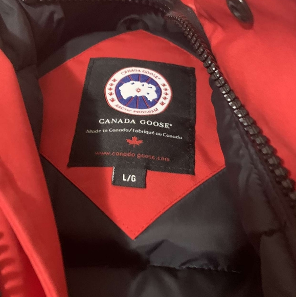 Canada Goose Jacket - Picture 4 of 7
